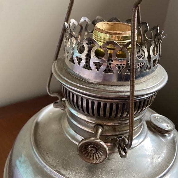 Antique Rayo converted oil lamp working - Picture 4 of 15